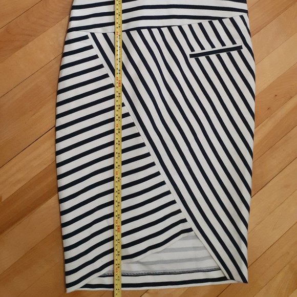 Robe noir et blanche RW & CO taille 6 - Picture 10 of 15